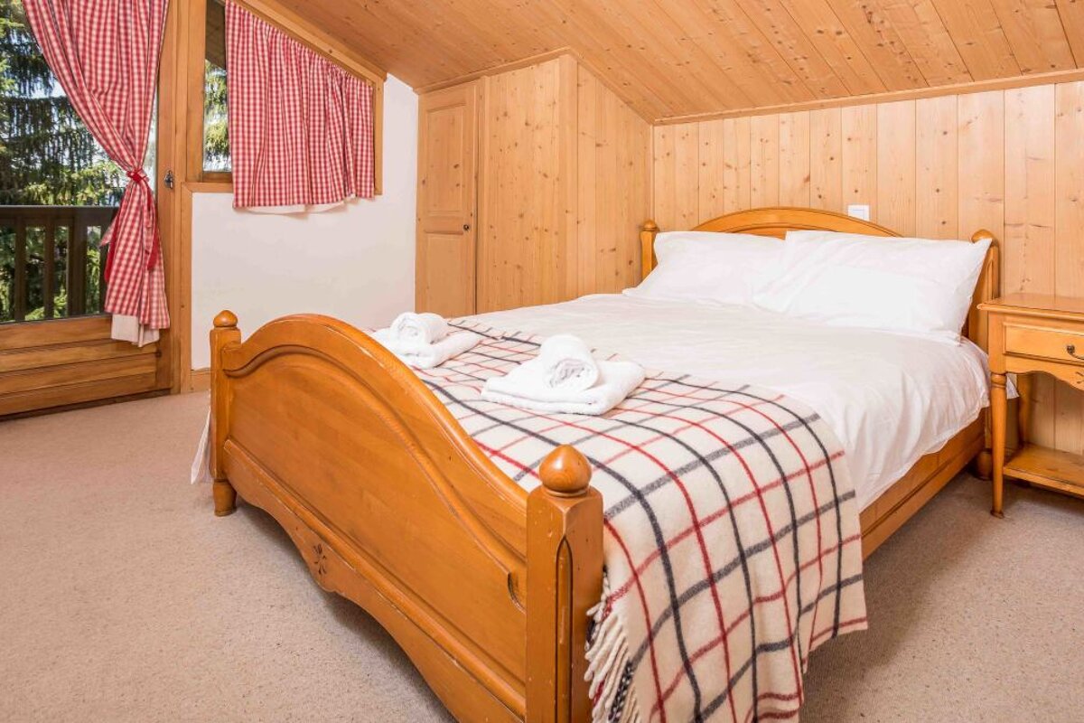 Beau Vallon Chalet, La Tania double room