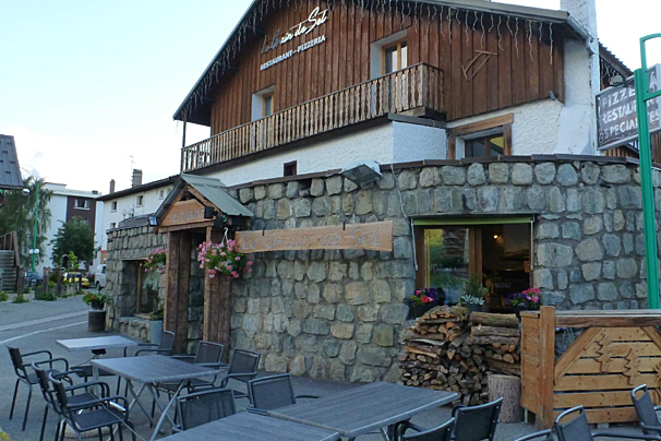 Le Grain de Sel Restaurant, Les Deux Alpes exterior