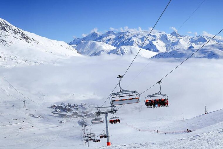 Top 5 tips for first-time skiers in Alpe d'Huez 2019