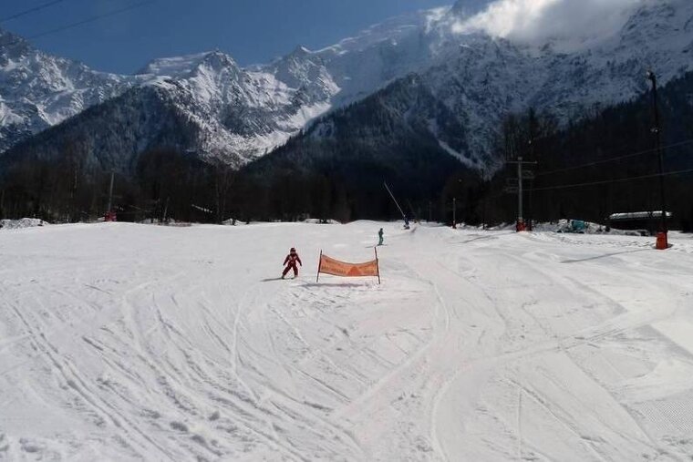 a child skiing in les houches