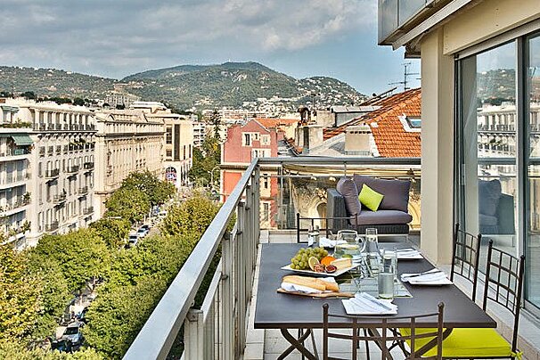 7eme Ciel Apartment, Nice bathroom