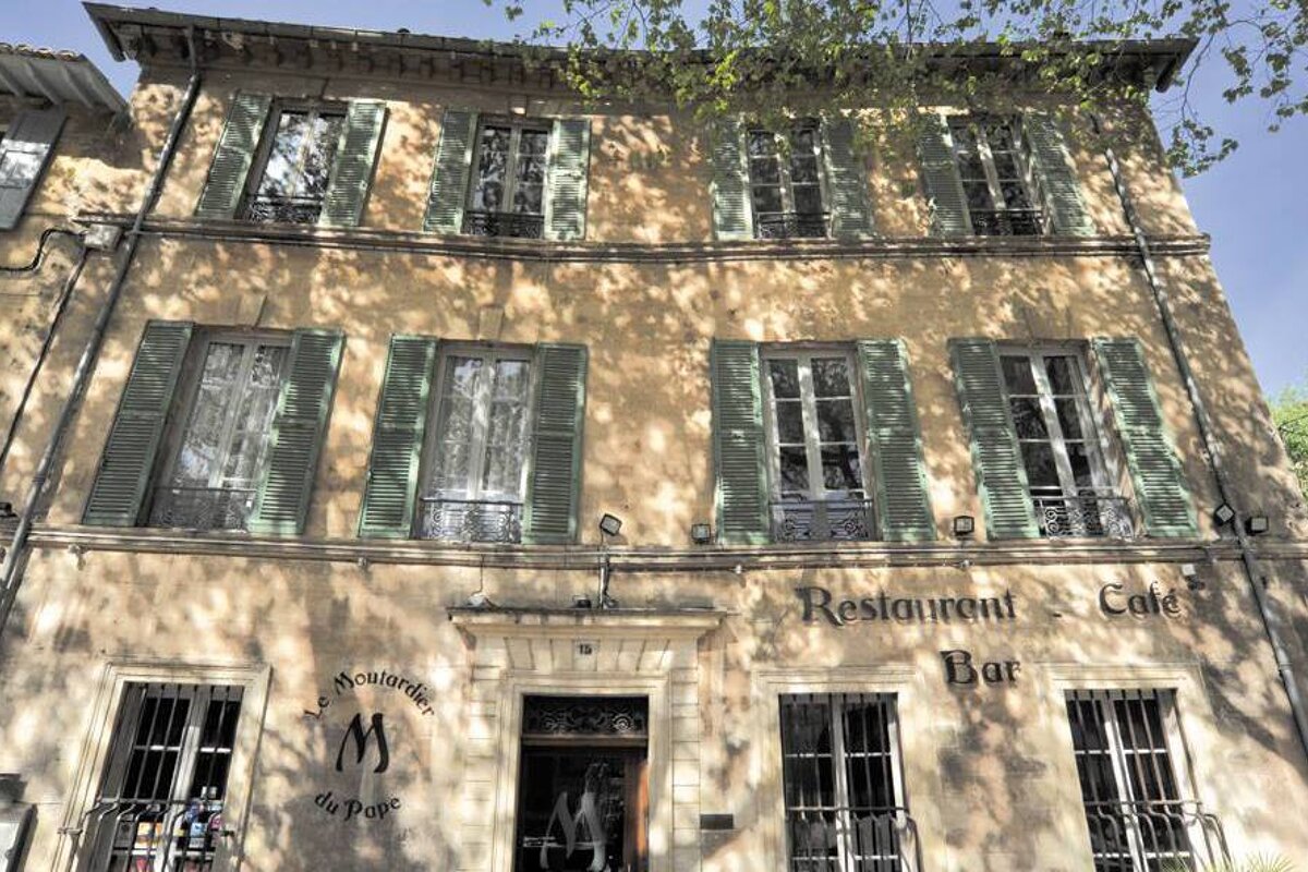 Le Moutardier du Pape Restaurant, Avignon exterior