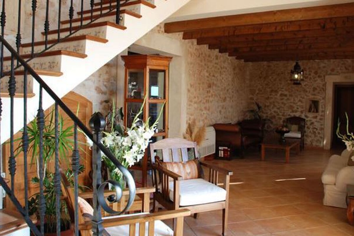 Migjorn Hotel Apartments, nr Ses Salines lobby