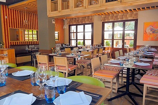 S'Angel Restaurant, Palma Centre & Marina interior