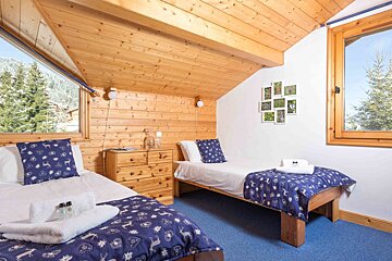 Tamara Chalet, La Tania twin bedroom