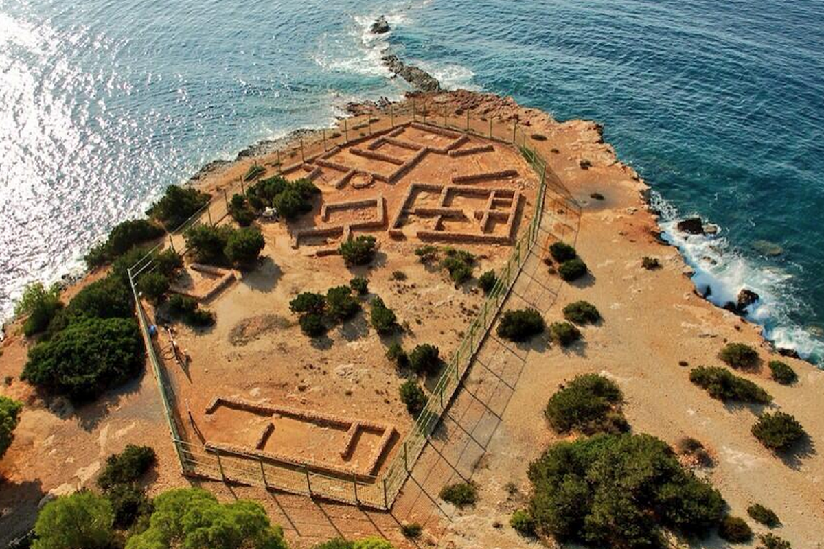 phoenician settlemetn at Sa Caleta