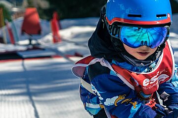 ESF Vallorcine Ski School Group Ski Lessons, Chamonix