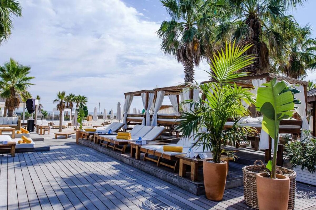 Nikki Beach Beach Club, Saint Tropez terrace