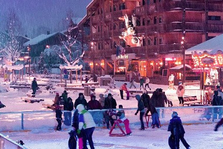 Parc des Dereches Outdoor Ice Rink, Morzine