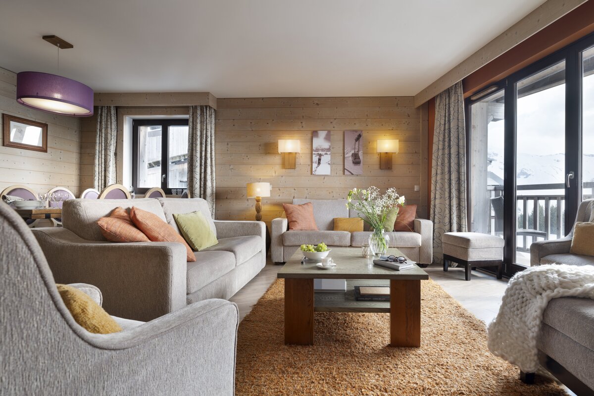 A living room with two couches and a coffee table