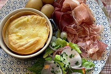 La Fine Bouche Cafe, Chamonix Centre style of cuisine