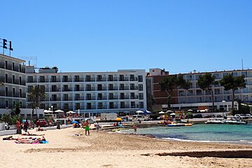a beach and hotel close to san antonio