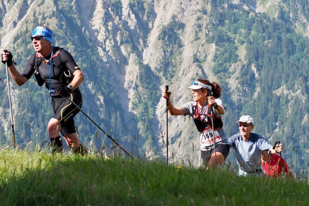 trail runners in les 2 alpes