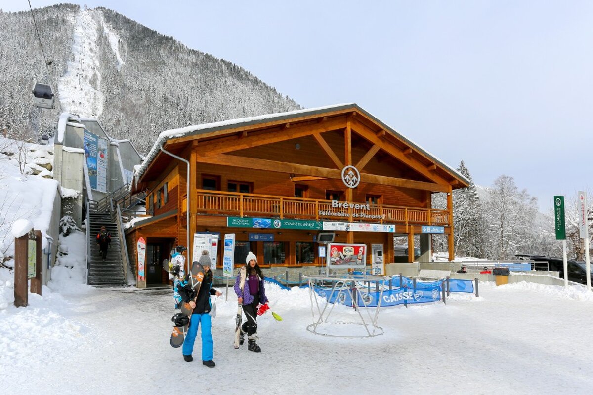Brevent Ski Pass Office, Chamonix Centre