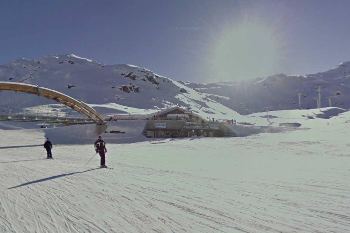 Cairn Caron Ski Pass Office