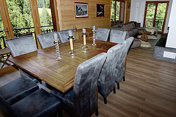 Mountain Whisper Chalet, Morzine dining room