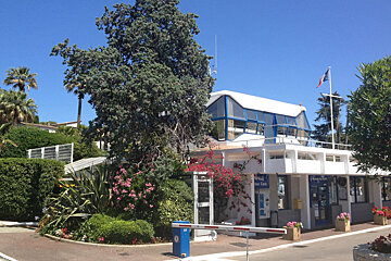 Entrance to Port Gallice