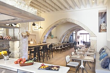 Posada Terra Santa Restaurant, Palma de Mallorca interior