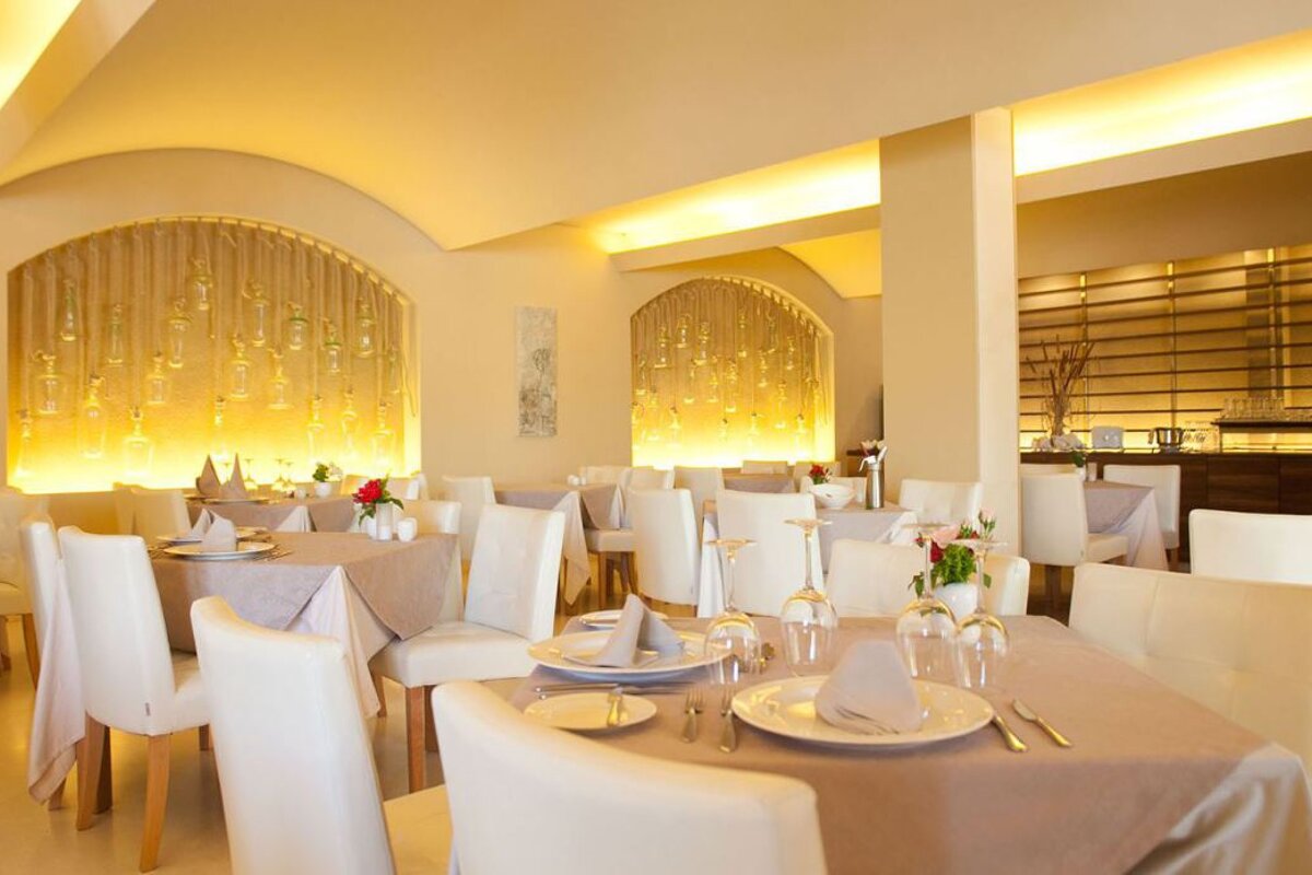 C'an Bonico Hotel, Ses Salines dining room 