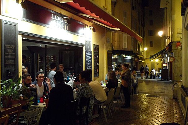 100% Sushi, Vieux Nice exterior
