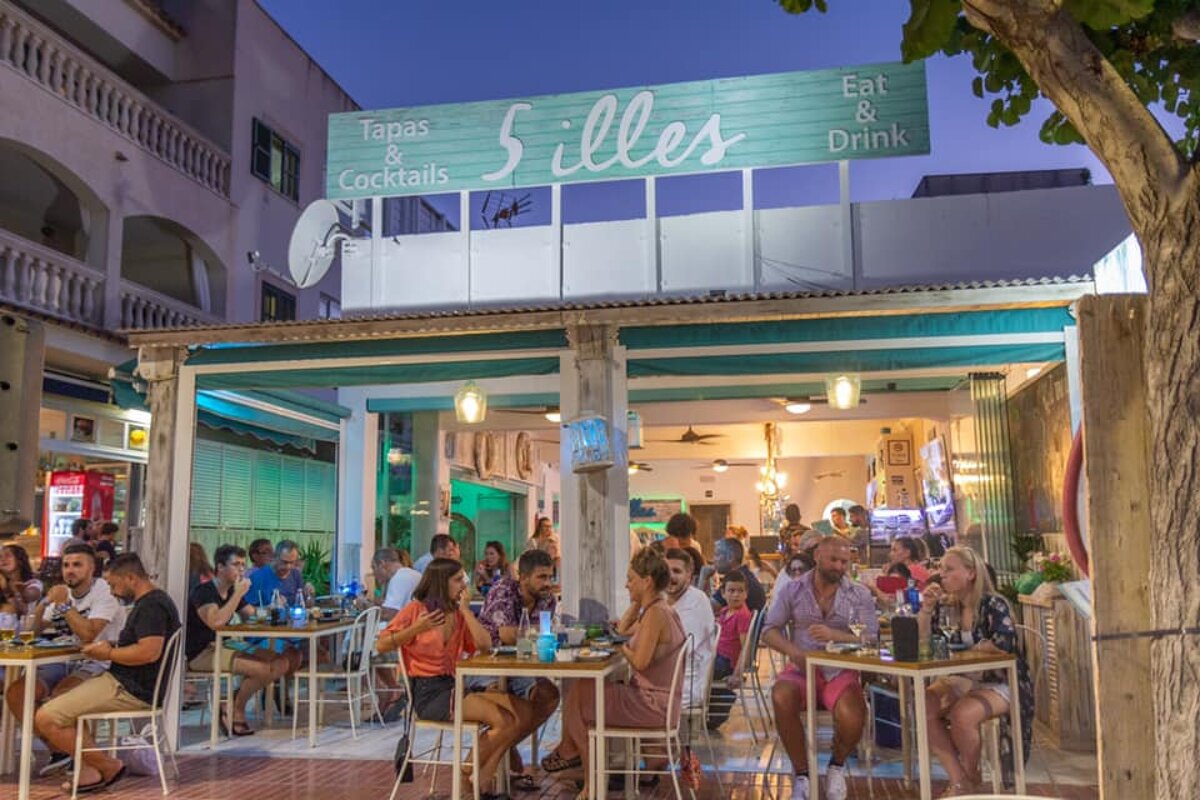 5illes Restaurant, Colonia de Sant Jordi restaurant terrasse