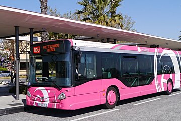 a pink envibus in Antibes