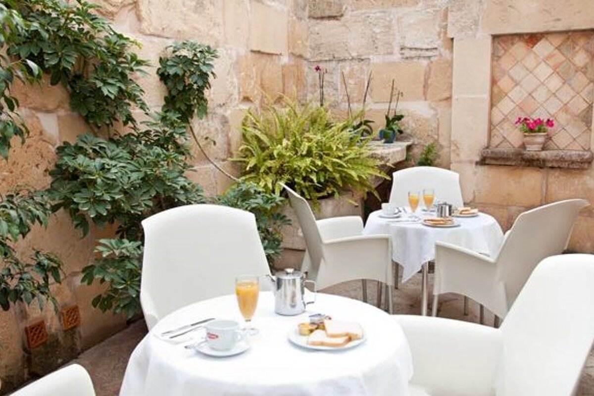 [itemref] restaurant