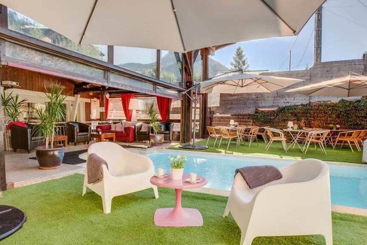 La Chaumiere Chalet, Morzine terrace