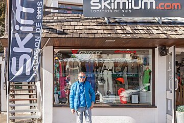 Skimium - Carrel Sports Ski Hire, Venosc exterior