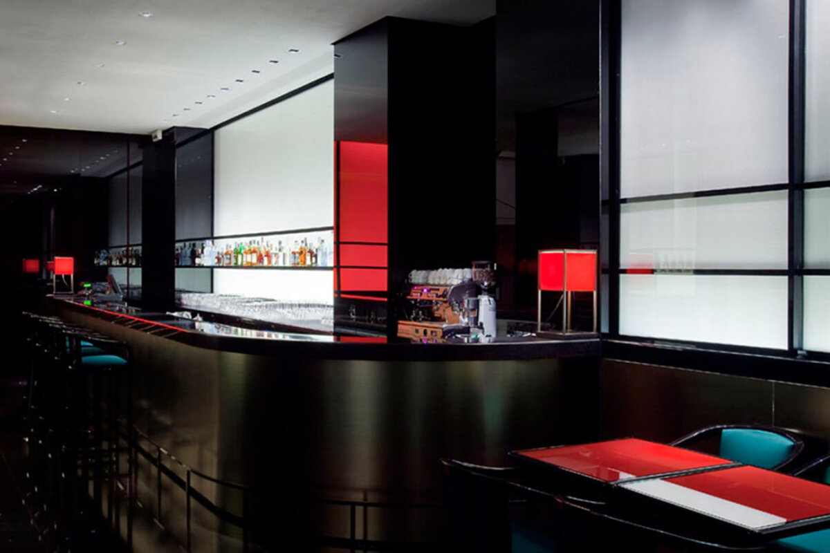 Emporio Armani Cafe, Milan interior