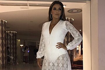 Eva Longoria returns to Ibiza