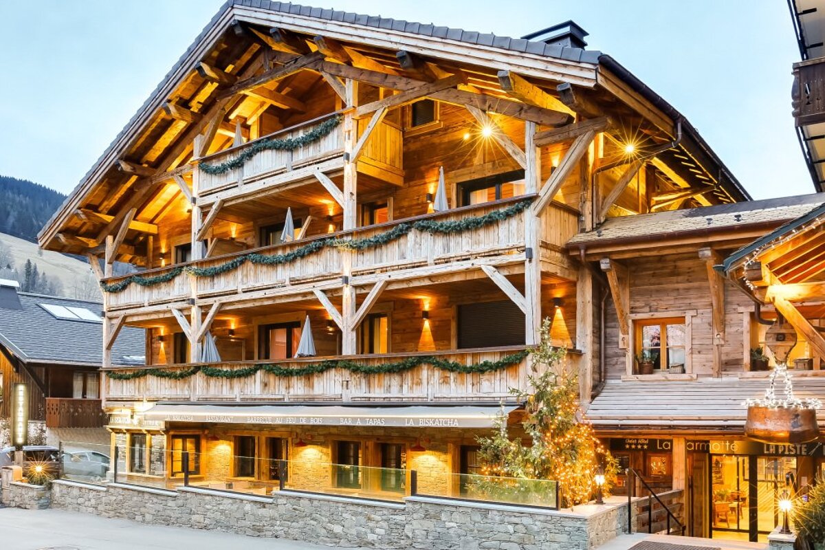 La Marmotte Hotel, Les Gets exterior