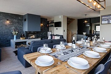 Lievre Blanc Chalet, Montchavin / Les Coches dining area