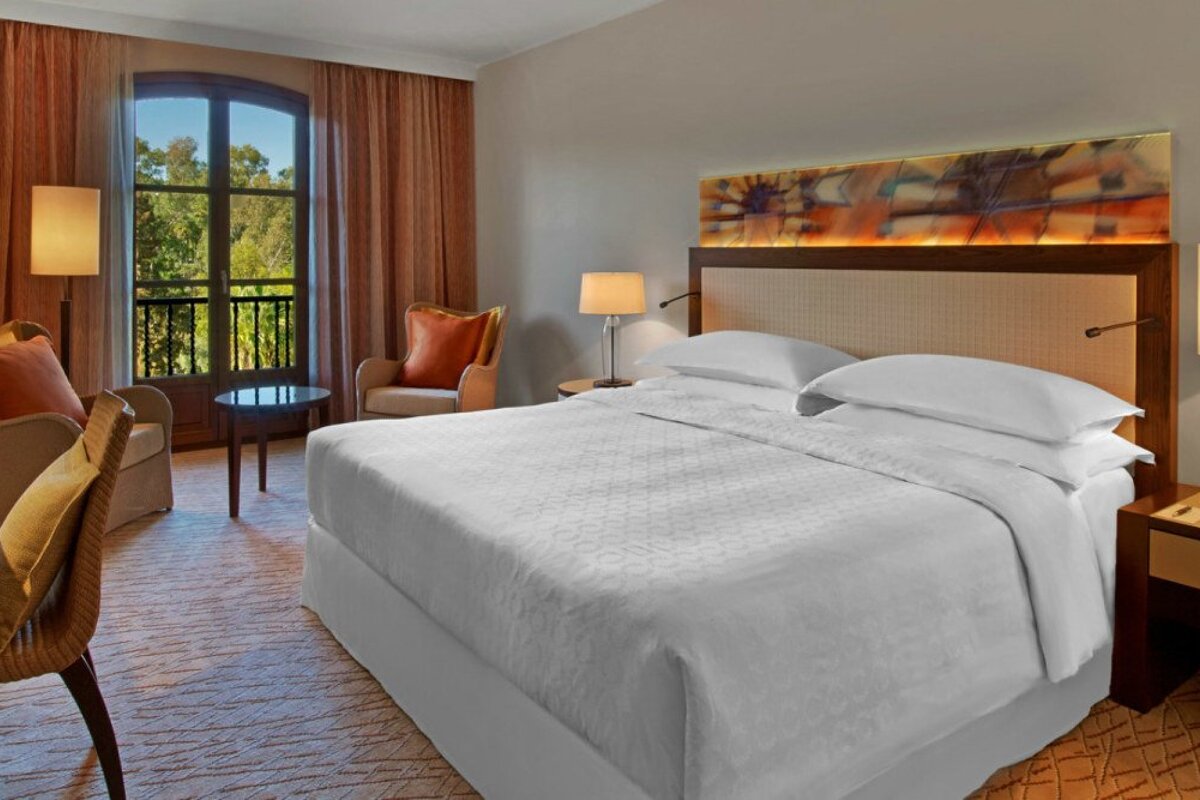 Arabella Golf Luxury Hotel, Son Vida double bedroom