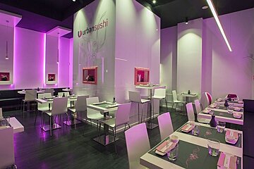 Urban Sushi Restaurant, Santa Catalina (Arty District) interior