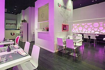 Urban Sushi Restaurant, Santa Catalina (Arty District) interior