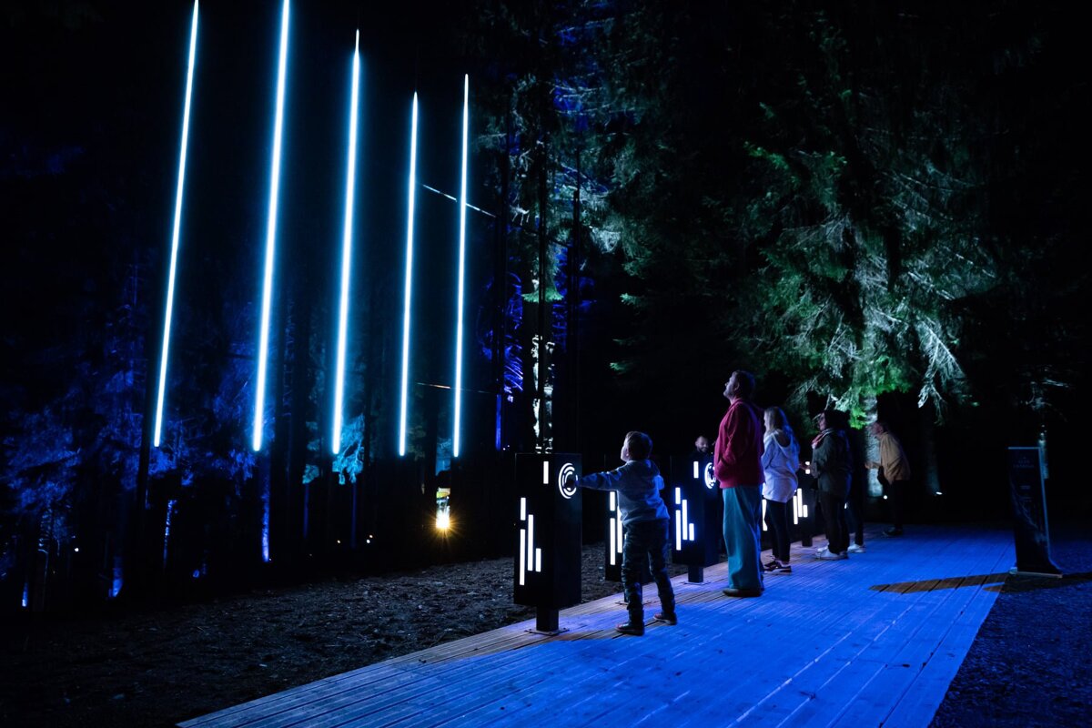 Alta Lumina Enchanted Night Walk, Les Gets