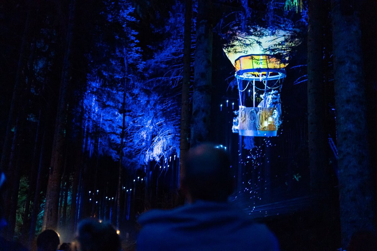 Alta Lumina Enchanted Night Walk, Les Gets