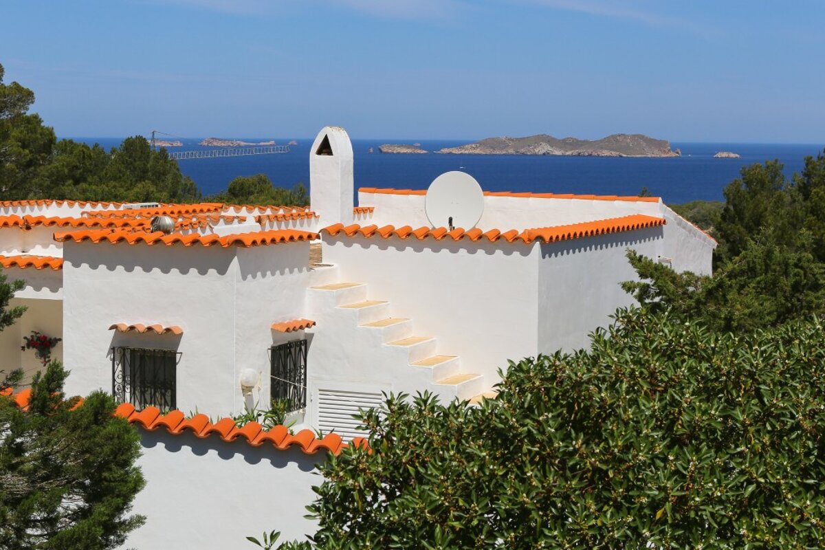 Traditional Spanish buildings in Cala Vadella