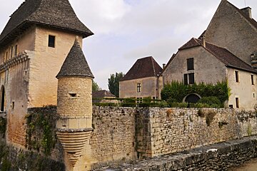 the exterior & outer walls of chateau de losse