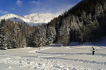 Ski de fond also known as cross-country skiing in Chamonix
