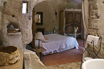 Le Mas d'Aigret Hotel, Les Baux double bedroom