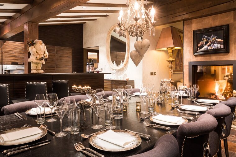 Leo Chalet, Verbier - Centre dining room