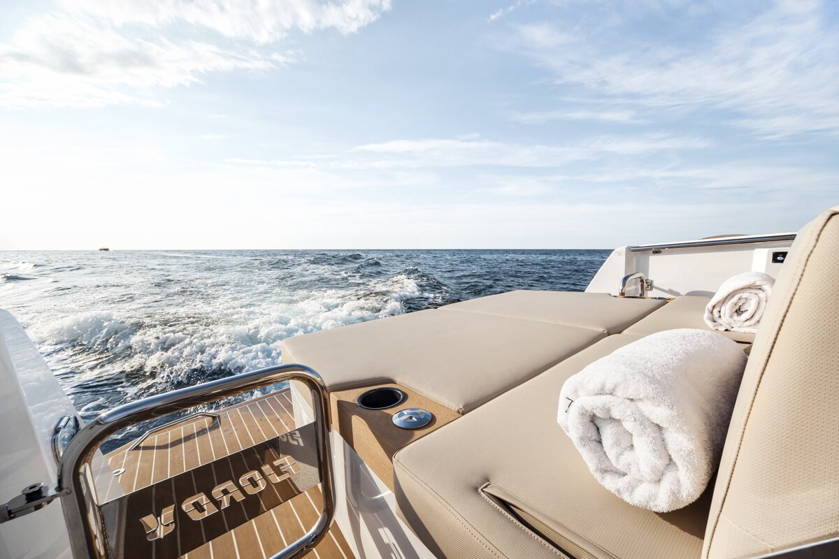 A boat with the word yorole on the side