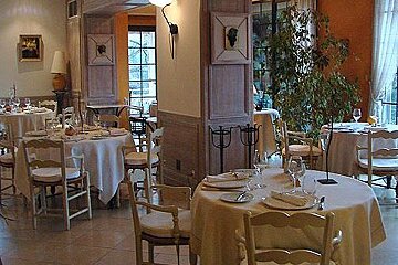 Auberge de Noves Hotel, Noves dining room