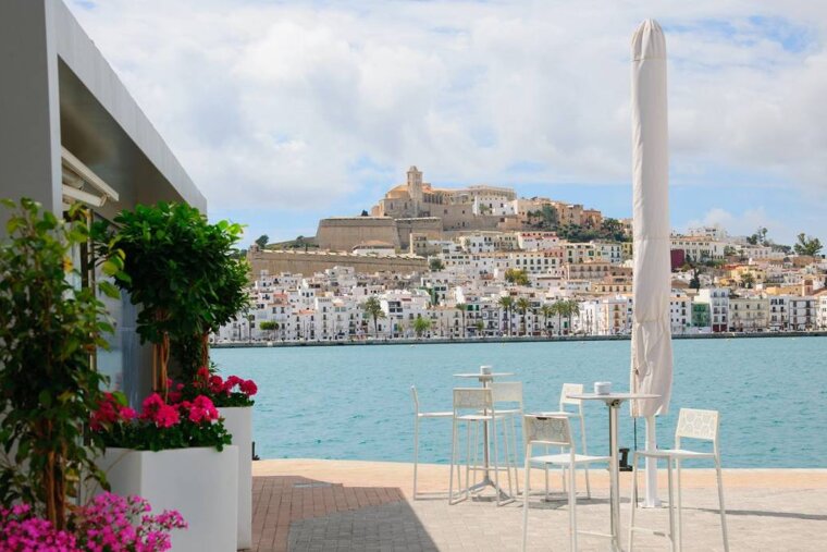 Calma Restaurant, Ibiza Town restaurant terrasse