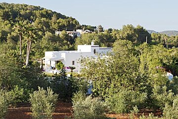 Can Parramatta Hotel, Santa Eulalia exterior
