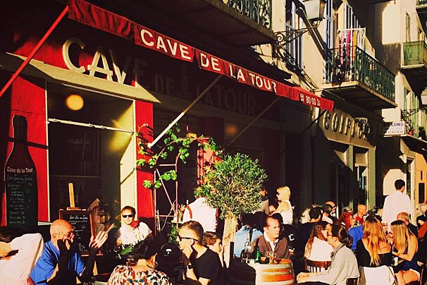 Cave de la Tour, Nice exterior