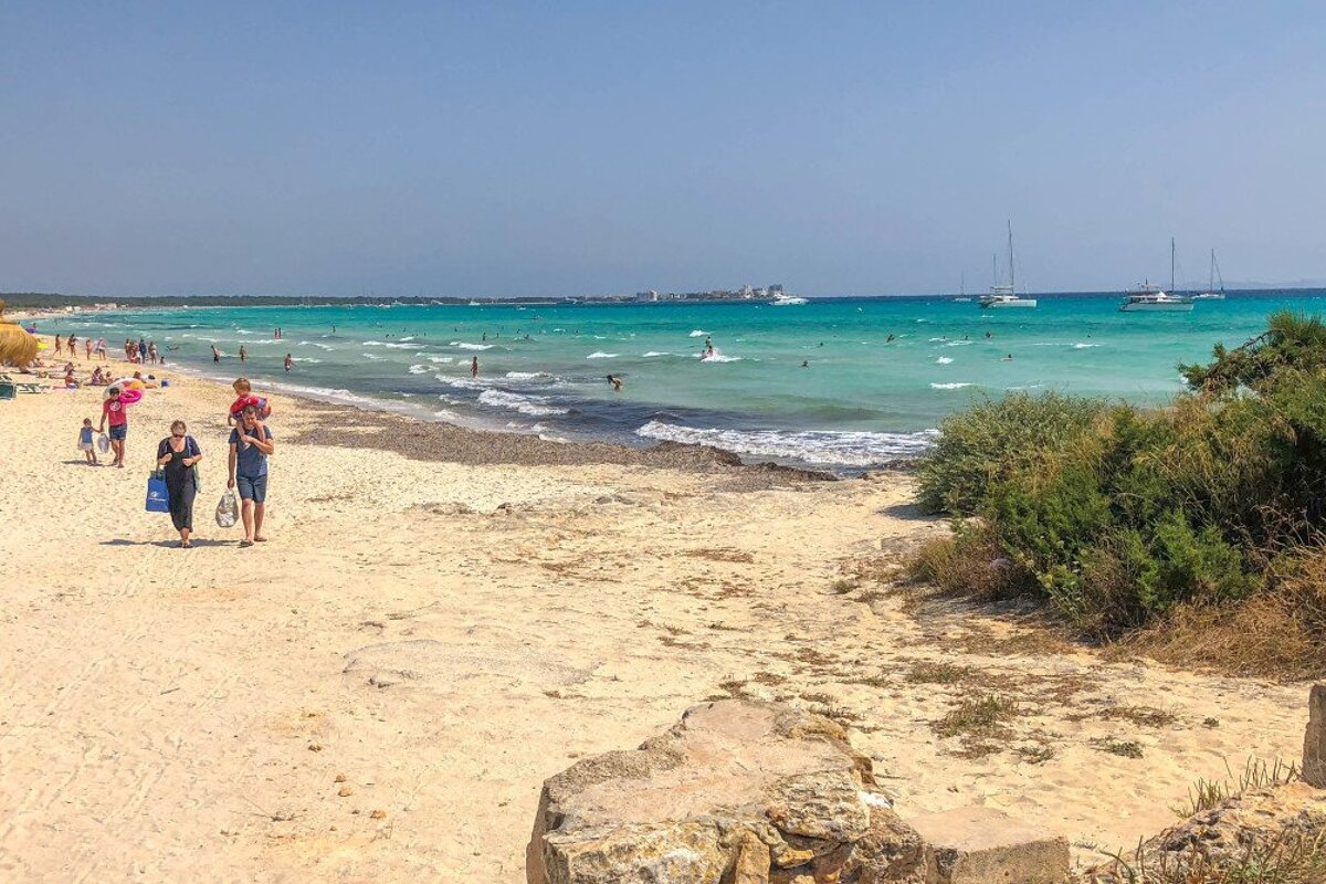 Es Trenc Beach, Ses Covetes