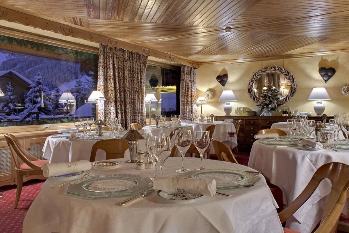 Le Grand Coeur & Spa Hotel, Meribel hotel restaurant